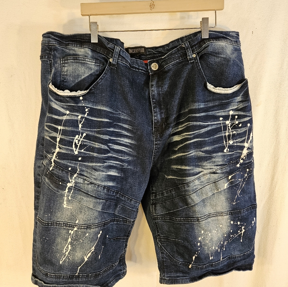 Mens Encrypted shorts. Size 50.